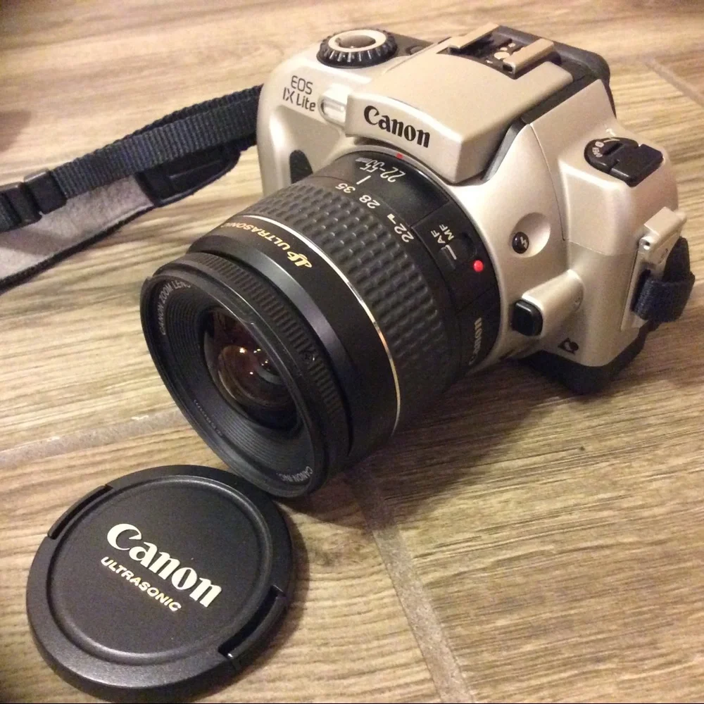 Canon EOS IX7 lite camera